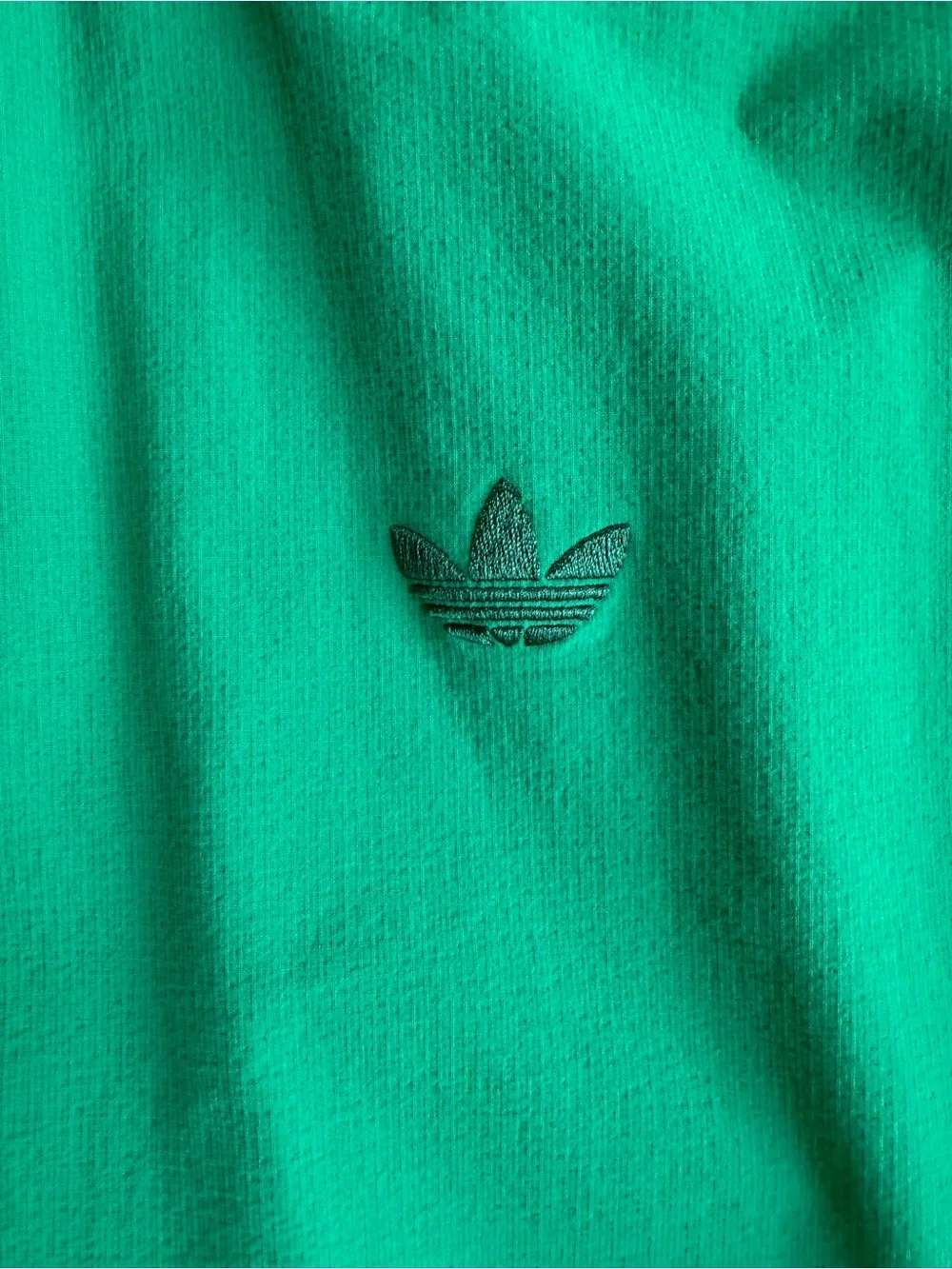 adidas Green Rollinglinks Crewneck Sweatshirt (windbreaker like material)